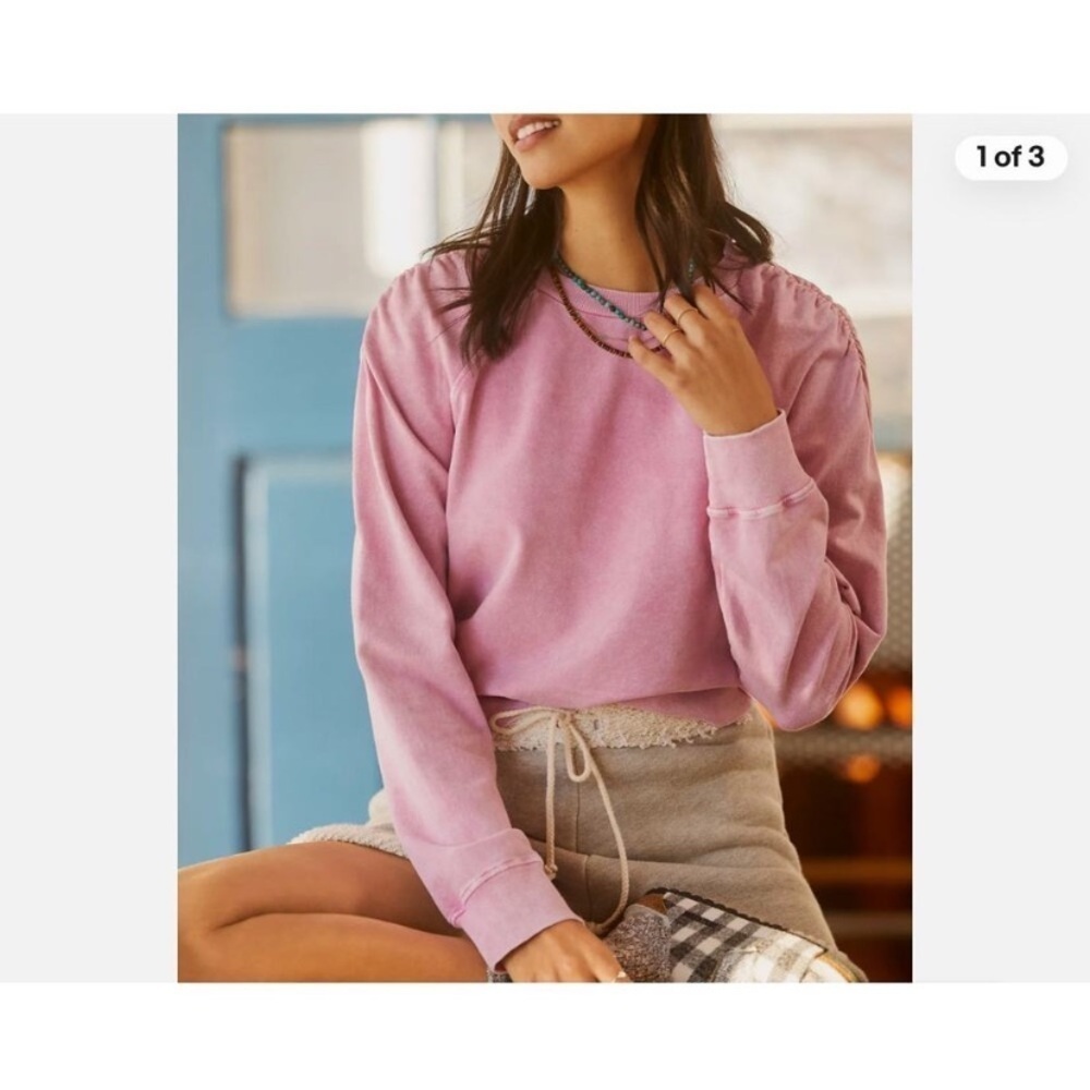 T.La Anthropologie Ruched Shoulder Light Pink Sweatshirt Size Small